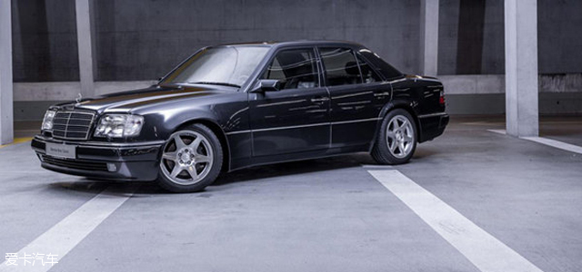Mercedes-benz E 60 AMG