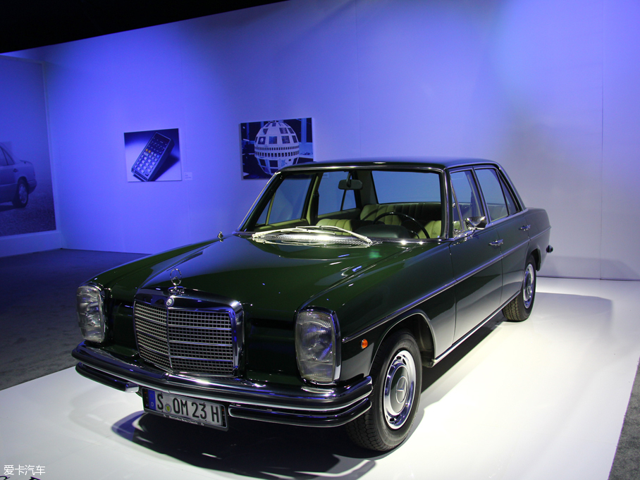 The fourth generation E-class chassis code W114
